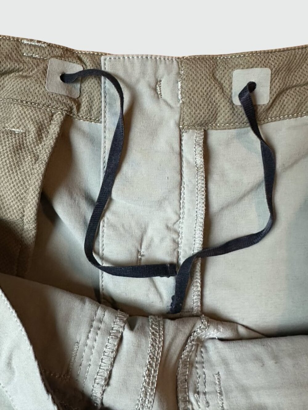 Patagonia Khaki Women's Size 8 Outdoor Hiking Shorts Gorpcore Active - Picture 10 of 13